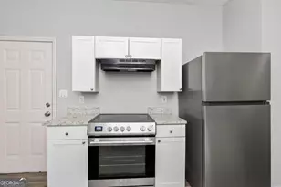 66 Holly Rd NW, Atlanta, GA 30314 - Photo 3