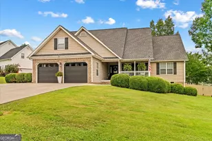 209 Vineyard Dr, Tunnel Hill, GA 30755 - Photo 1