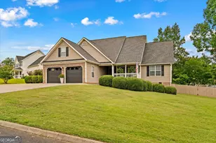 209 Vineyard Dr, Tunnel Hill, GA 30755 - Photo 3
