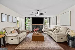 209 Vineyard Dr, Tunnel Hill, GA 30755 - Photo 5