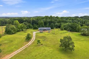 354 Ricks Rd, Lavonia, GA 30553 - Photo 11