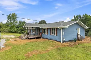 354 Ricks Rd, Lavonia, GA 30553 - Photo 5