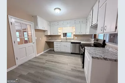 1571 Ebenezer Road SW, Conyers, GA 30094 - Photo 9