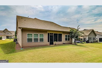 575 Timberbrook Drive, Sharpsburg, GA 30277 - Photo 3
