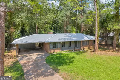 270 University Circle, Athens, GA 30605 - Photo 1