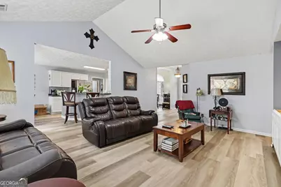 103 Madison Court, Lagrange, GA 30240 - Photo 7
