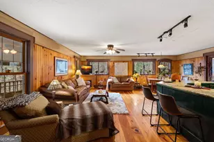 208 Bullen Gap Rd, Blue Ridge, GA 30513 - Photo 5