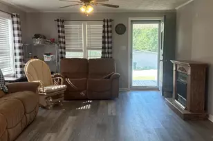 63 Clairmont Ave, Elberton, GA 30635 - Photo 7