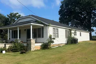 63 Clairmont Ave, Elberton, GA 30635 - Photo 3