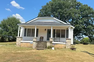 63 Clairmont Ave, Elberton, GA 30635 - Photo 1