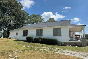 63 Clairmont Ave, Elberton, GA 30635 - Photo 3