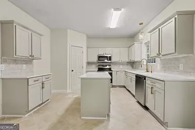 6316 Polar Fox Court, South Fulton, GA 30296 - Photo 9