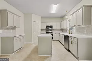 6316 Polar Fox Ct, South Fulton, GA 30296 - Photo 9