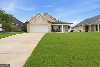 305 Lamplight Drive, Warner Robins, GA 31008 - Photo 35