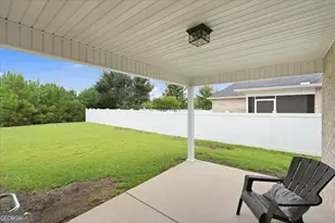 305 Lamplight Dr, Byron, GA 31008 - Photo 25