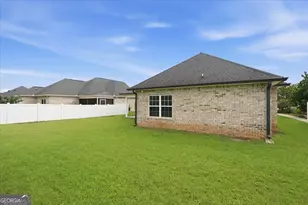 305 Lamplight Dr, Byron, GA 31008 - Photo 29