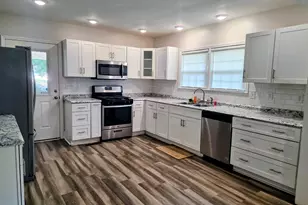 219 E Johnson St, Temple, GA 30179 - Photo 9
