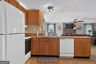 2123 Harbour Pt Dr, Sparta, GA 31087 - Photo 31