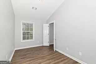 8648 Thomas Ln, Riverdale, GA 30274 - Photo 11