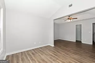 8648 Thomas Ln, Riverdale, GA 30274 - Photo 3