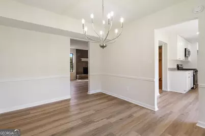 4068 Hunt Way, Rex, GA 30273 - Photo 5