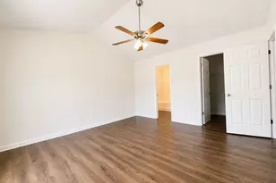 1104 Driftwood Ct, McDonough, GA 30252 - Photo 9