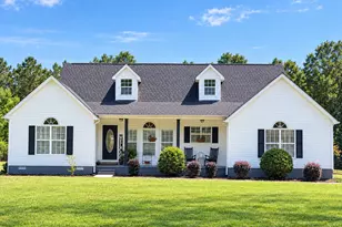 476 Clover Ave, Comer, GA 30629 - Photo 1