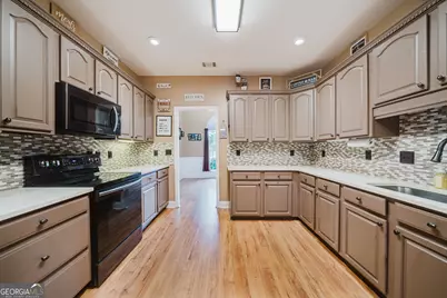 204 Mitculler Court, Kathleen, GA 31047 - Photo 7
