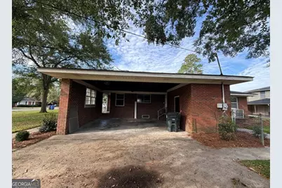 412 Roberson Street, Dublin, GA 31021 - Photo 3