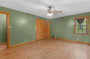 107 Midway Rd, Barnesville, GA 30204 - Photo 17