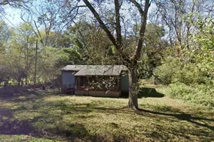 533 N Oak St, Jackson, GA 30233 - Photo 1
