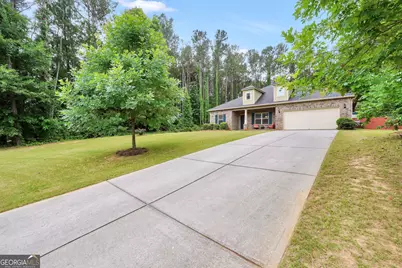 1002 Yorkshire Drive, Griffin, GA 30223 - Photo 5
