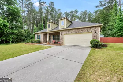 1002 Yorkshire Drive, Griffin, GA 30223 - Photo 3