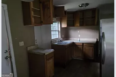 64 Henry Street, Camilla, GA 31730 - Photo 5