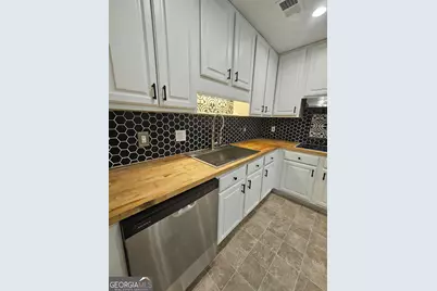 25 Hearthstone Drive, Stockbridge, GA 30281 - Photo 13