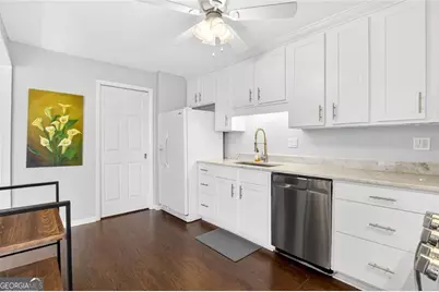 346 Carpenter Drive NE #48, Atlanta, GA 30328 - Photo 13