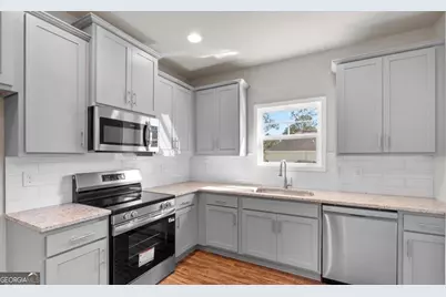 175 Pine St, Woodbury, GA 30293 - Photo 5
