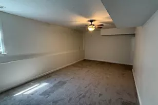 35 Chatsworth Cir, Newnan, GA 30265 - Photo 21