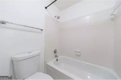 27306 Plantation Drive NE #306, Atlanta, GA 30324 - Photo 19