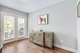 81 Mt Vernon Cir, Sandy Springs, GA 30338 - Photo 13