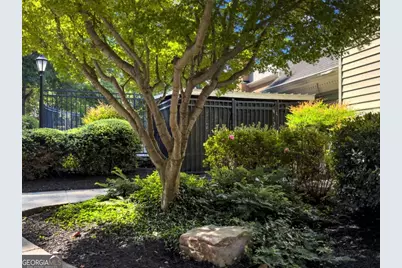 81 Mount Vernon Circle, Sandy Springs, GA 30338 - Photo 47