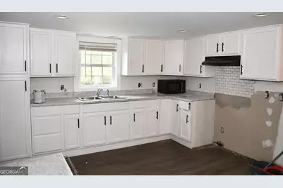 127 Village Boulevard, Perry, GA 31069 - Photo 3