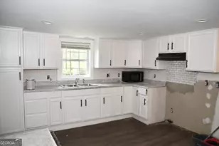 127 Village Blvd, Perry, GA 31069 - Photo 3
