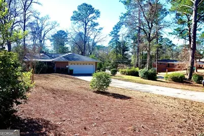 100 Brett Avenue, Warner Robins, GA 31088 - Photo 11