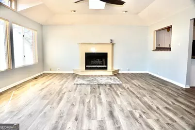 100 Brett Avenue, Warner Robins, GA 31088 - Photo 17