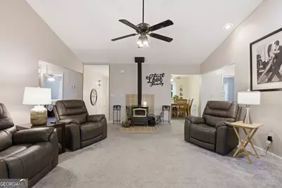 325 Springwood Drive, Clarkesville, GA 30523 - Photo 7
