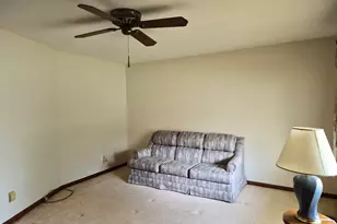 209 Self St, Warner Robins, GA 31088 - Photo 9