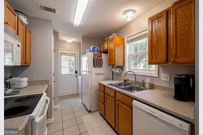 1305 Cedar Shoals Drive #201, Athens, GA 30605 - Photo 13