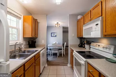 1305 Cedar Shoals Drive #201, Athens, GA 30605 - Photo 15