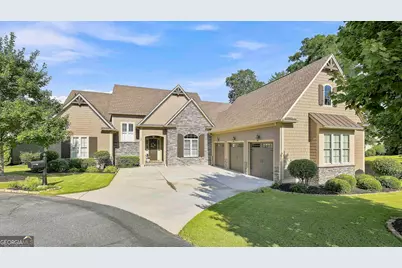402 Vanderbilt Parkway, Newnan, GA 30265 - Photo 1